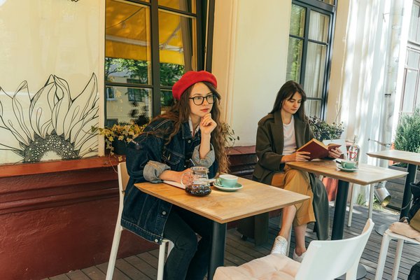 Wie schafft man eine sichere Umgebung für Haustiere im Haus?