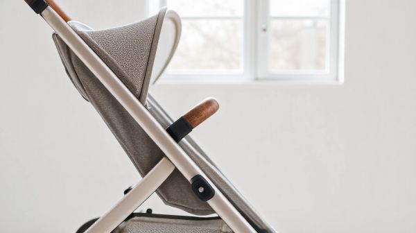 Die besten Eigenschaften des Yoyo Kinderwagens für Eltern 2023